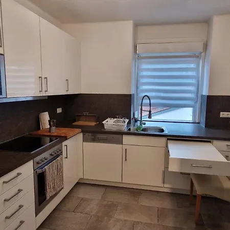 Modernes Im Herzen Von Apartamento Weinsberg